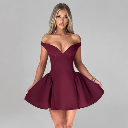Fashionable low cut V-neck sexy backless solid color dress