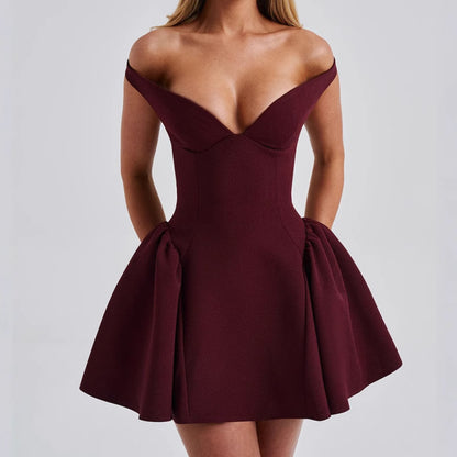 Fashionable low cut V-neck sexy backless solid color dress