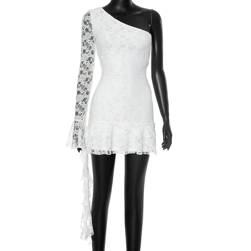 Single shoulder sleeve ruffle edge ribbon long sleeved short dress